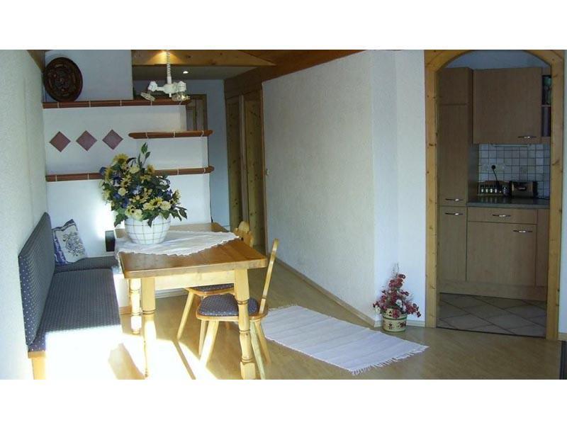 Gaestehaus Riki Oberschmid Steinbach am Attersee Kamer foto